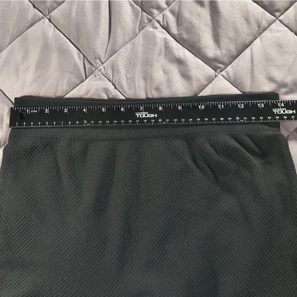 (L/XL) Women's Moral Fiber Black Textured Fleece Lined Leggings - Picture 5 of 5